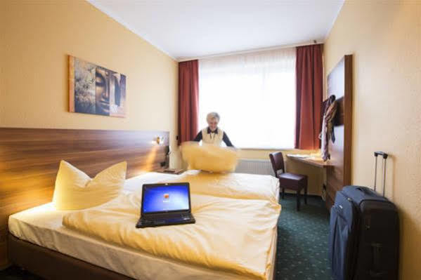 Stadt-gut-Hotel Westfalia Halle  Exterior foto